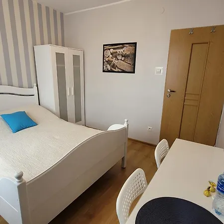 Δωμάτια σε οικογενειακή κατοικία Krystyna