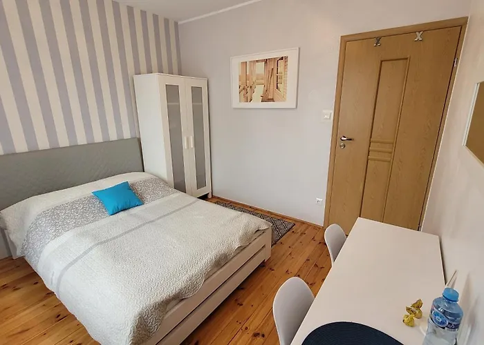 Krystyna 홈스테이 *